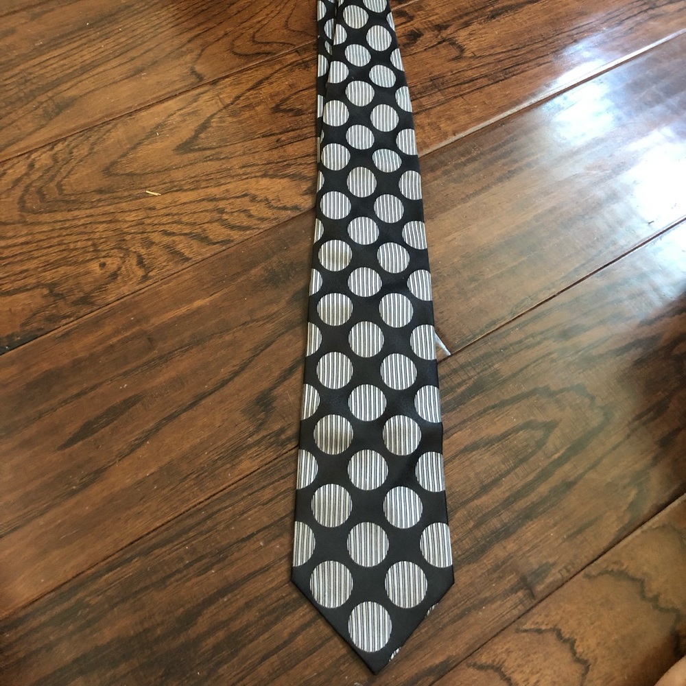 Silk tie